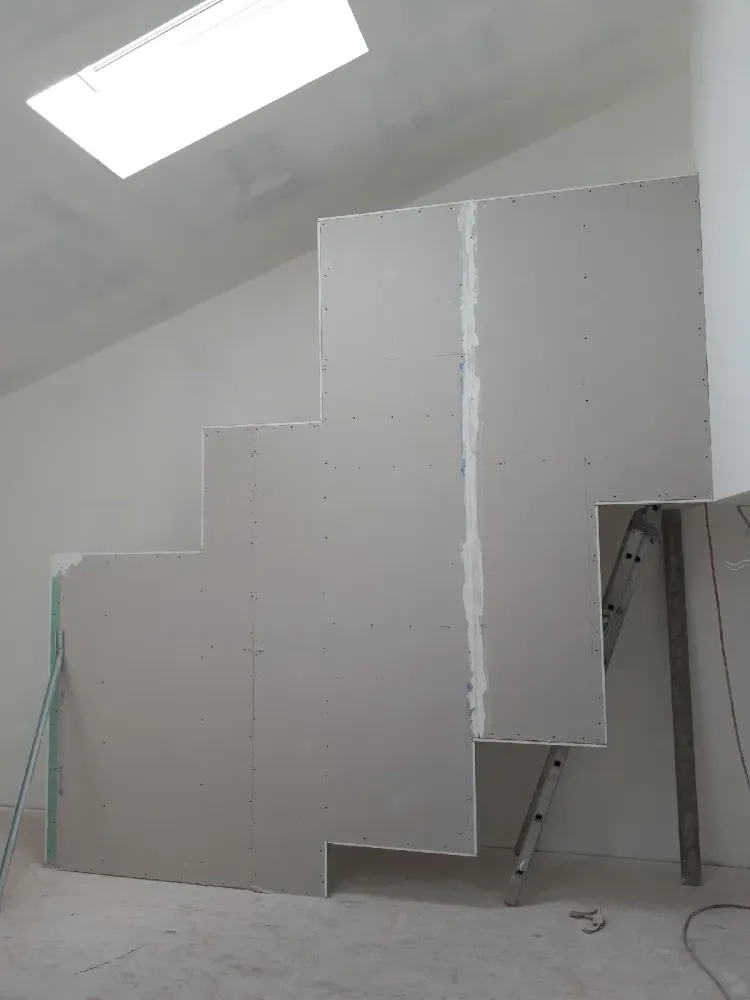 Cloison escalier